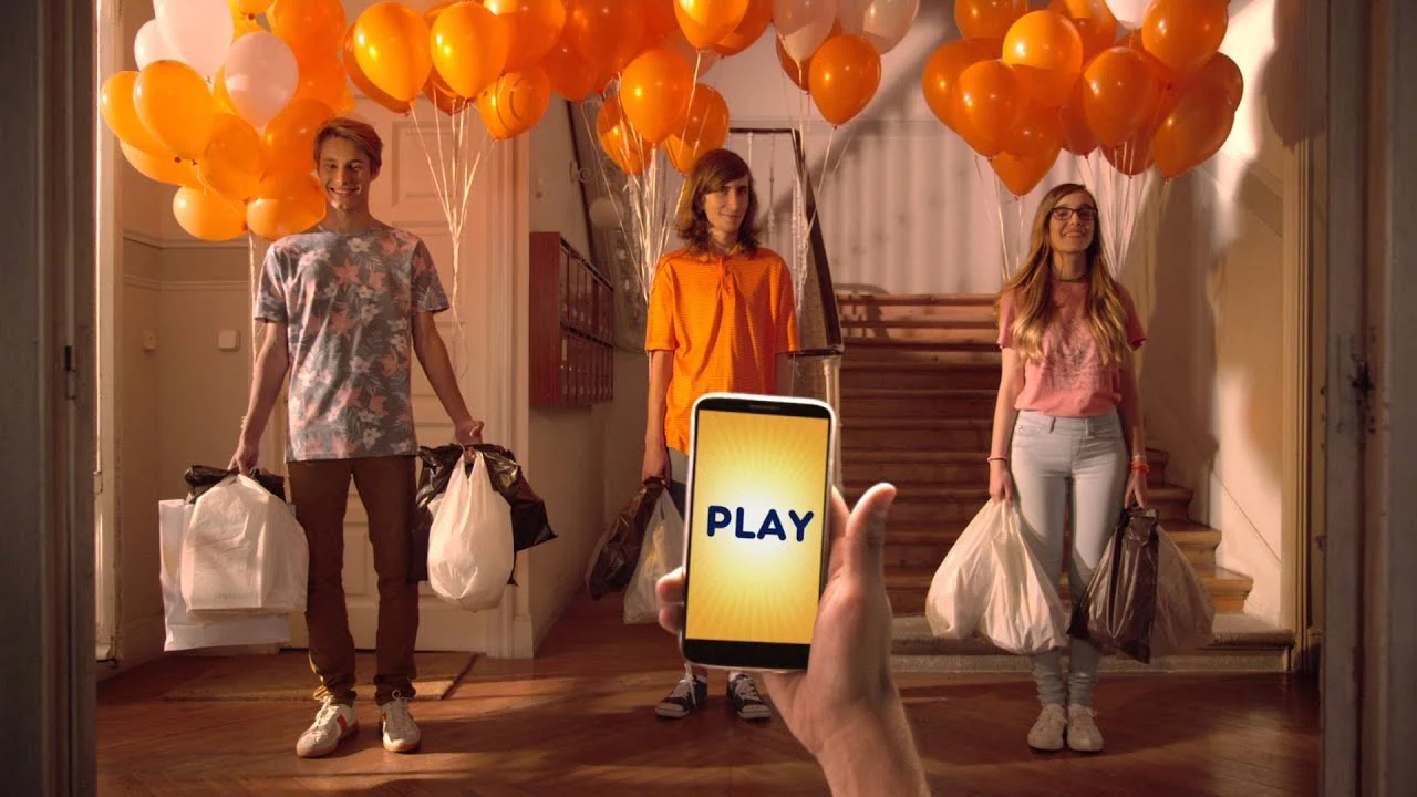 Fanta – #FantaPlayNow Up the Stairs